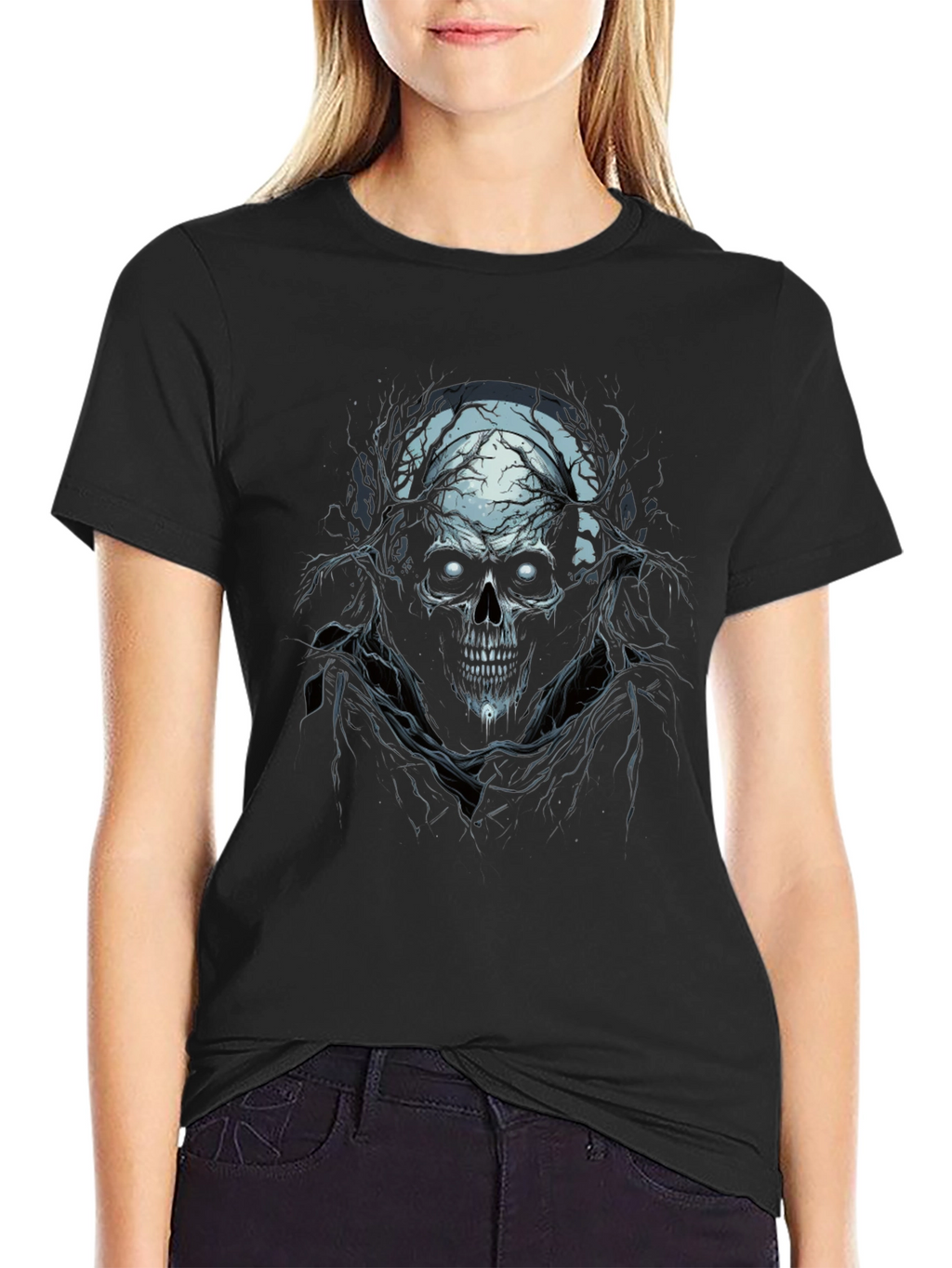 Skull Graphic Tee - Dark & Edgy Design