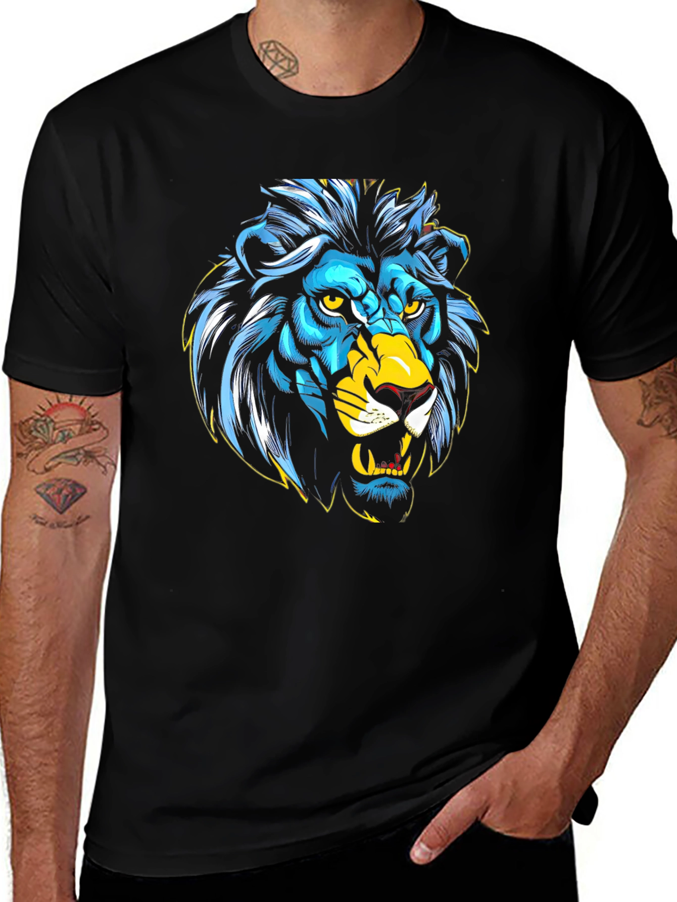 Lion Graphic Black T-Shirt - Bold Animal Print