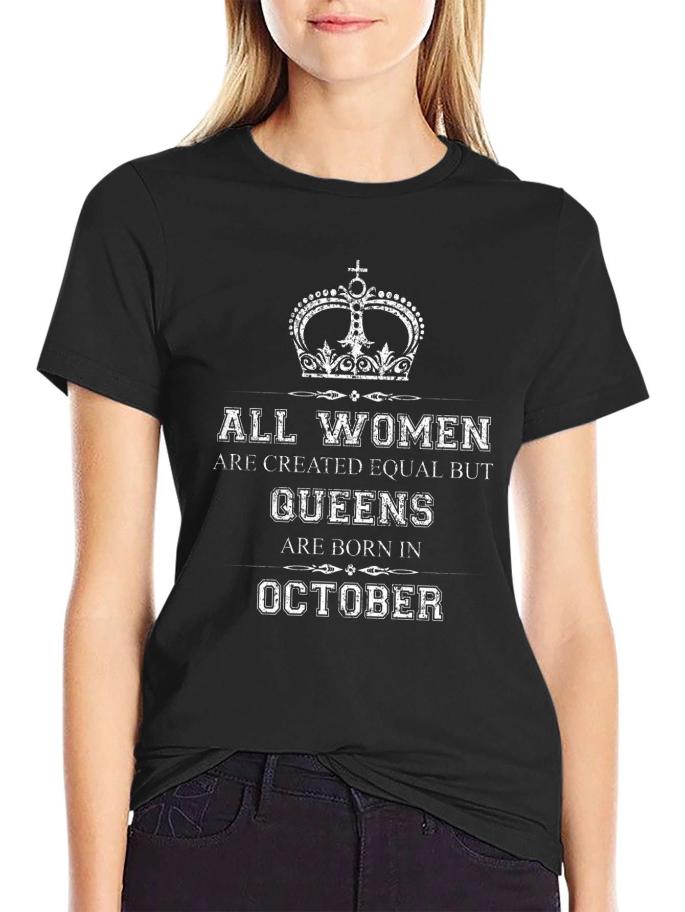 Queens are born in October T-Shirt