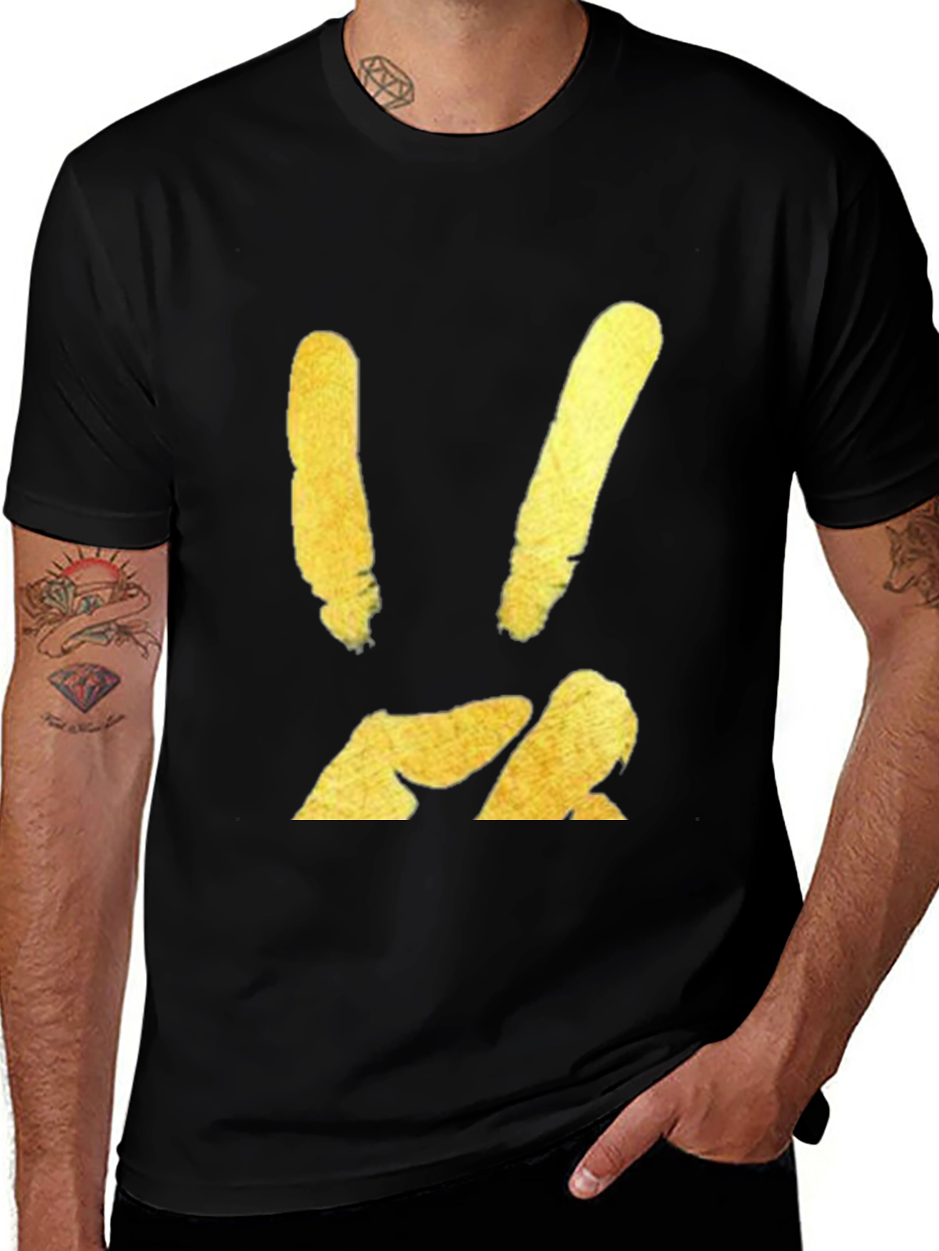 Modern Graphic Print T-Shirt - Gold Abstract Design