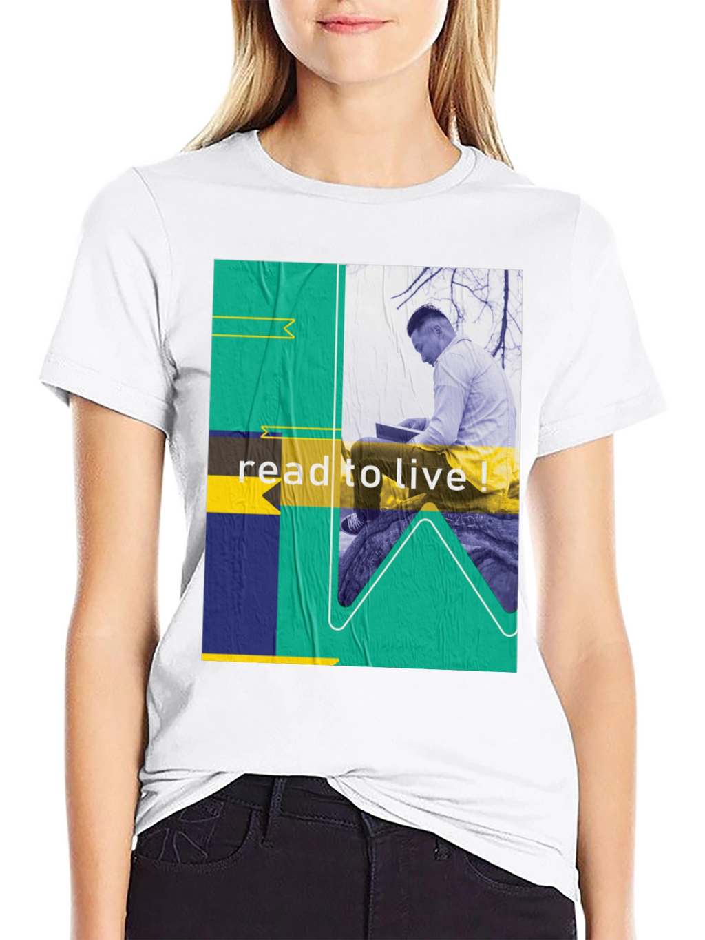 Read to Live Graphic Tee