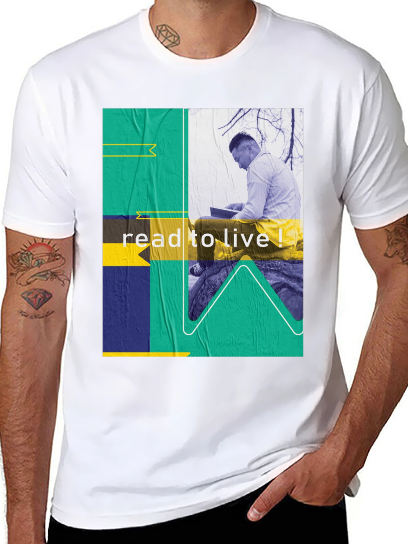 Read to Live Graphic Tee