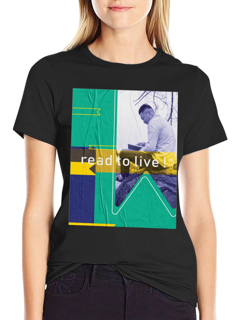 Read to Live Graphic Tee