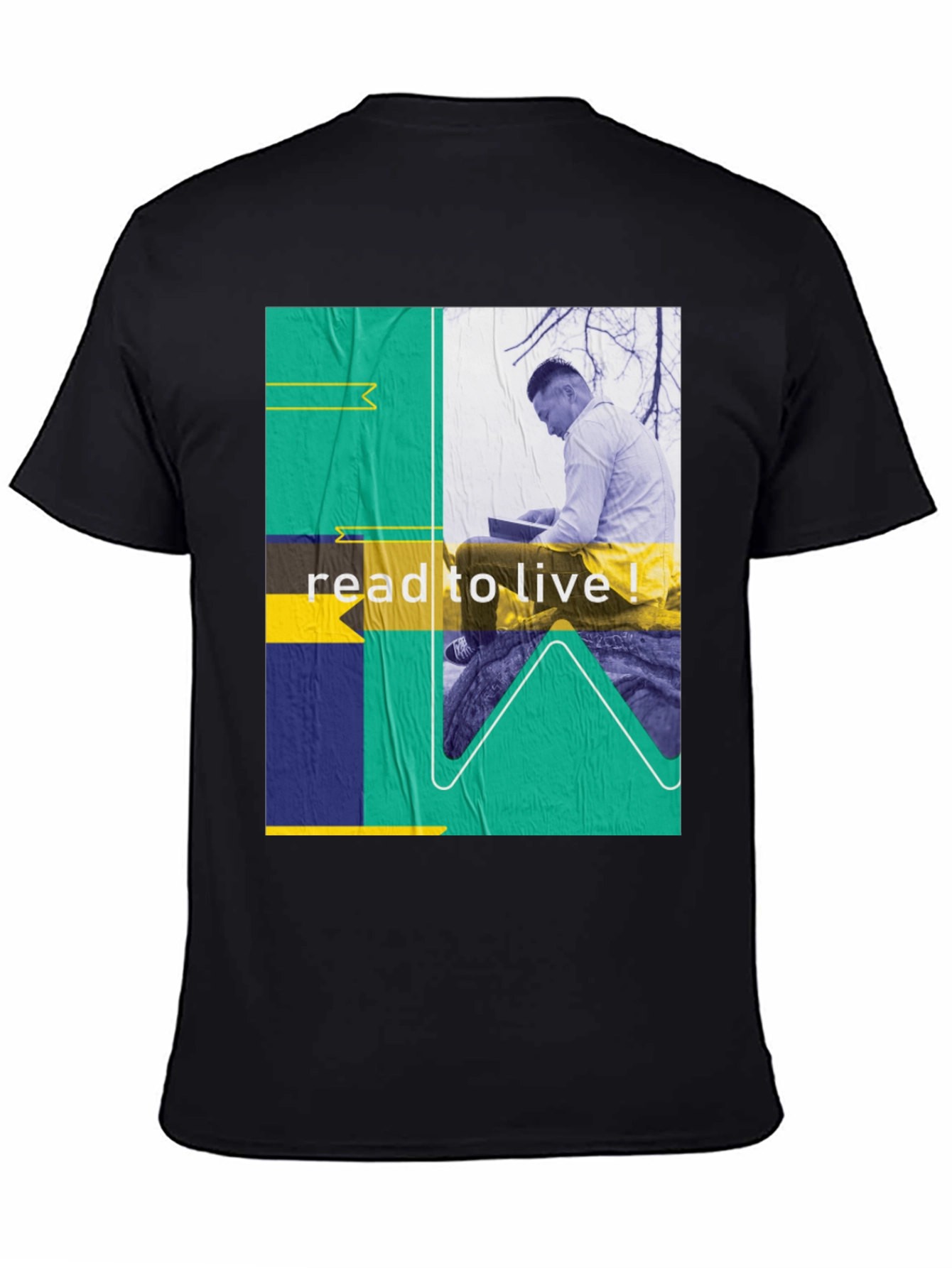 Read to Live Graphic Tee