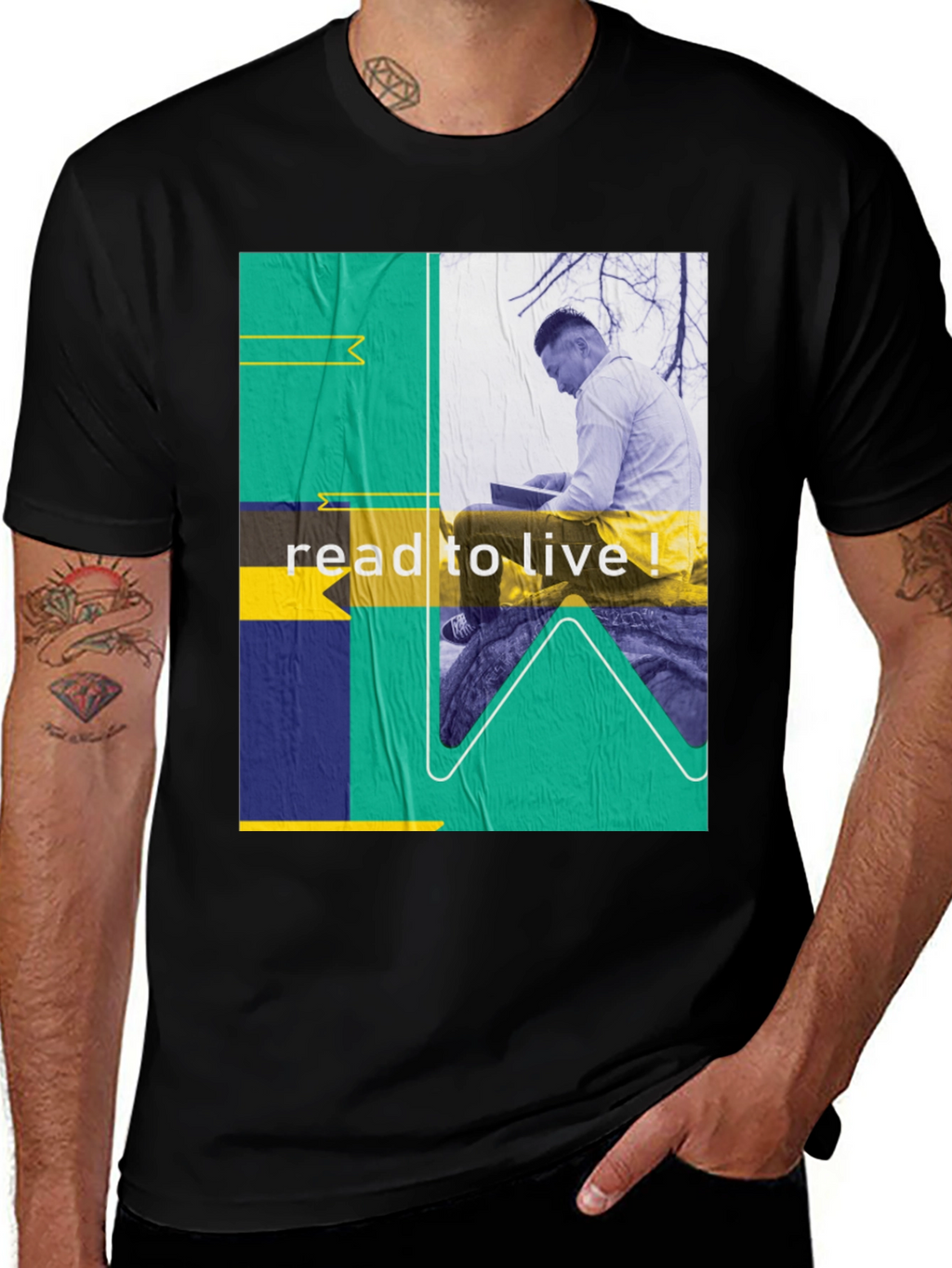 Read to Live Graphic Tee
