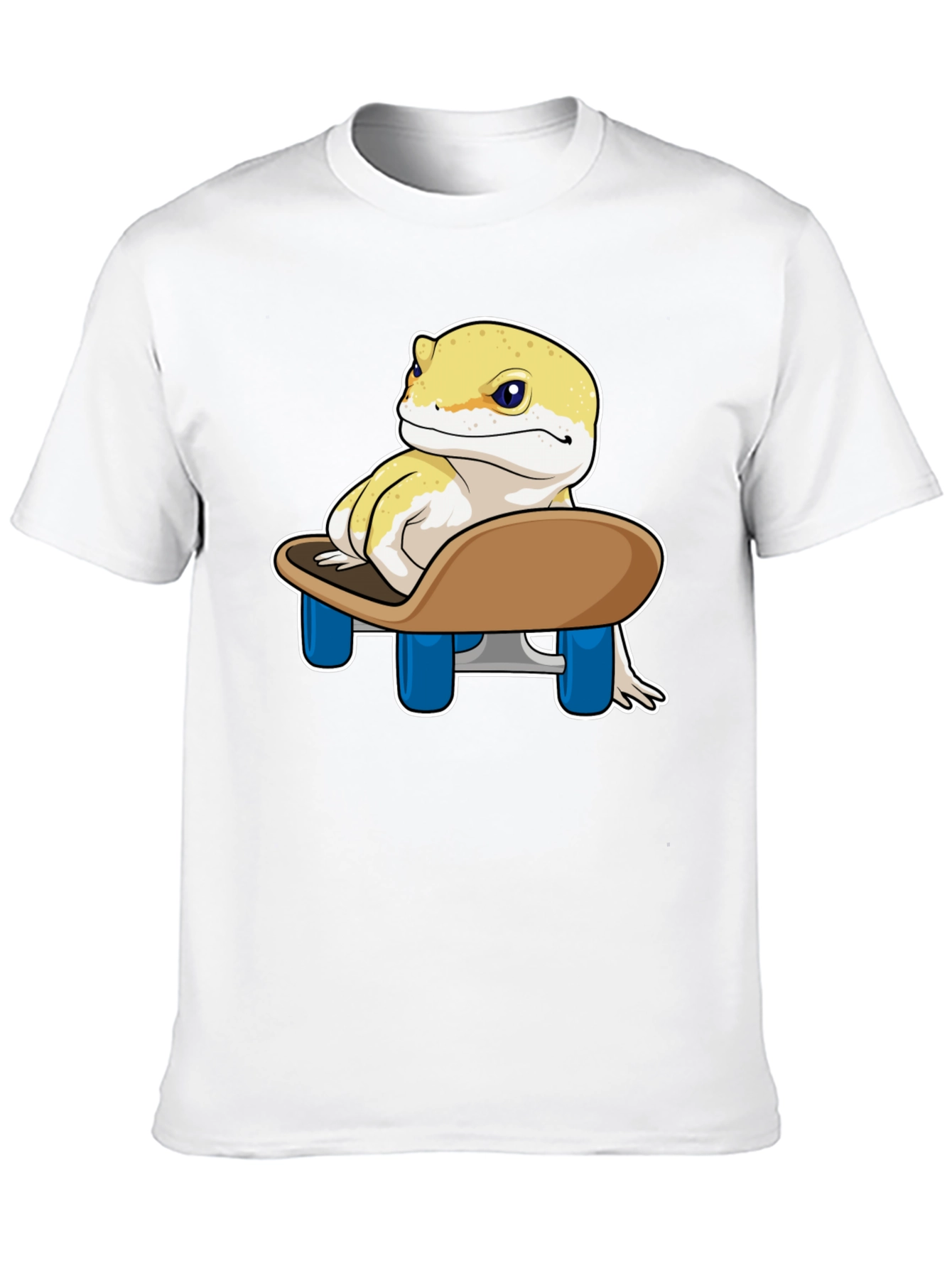 Skateboarding Gecko T-Shirt - Cool Reptile Design