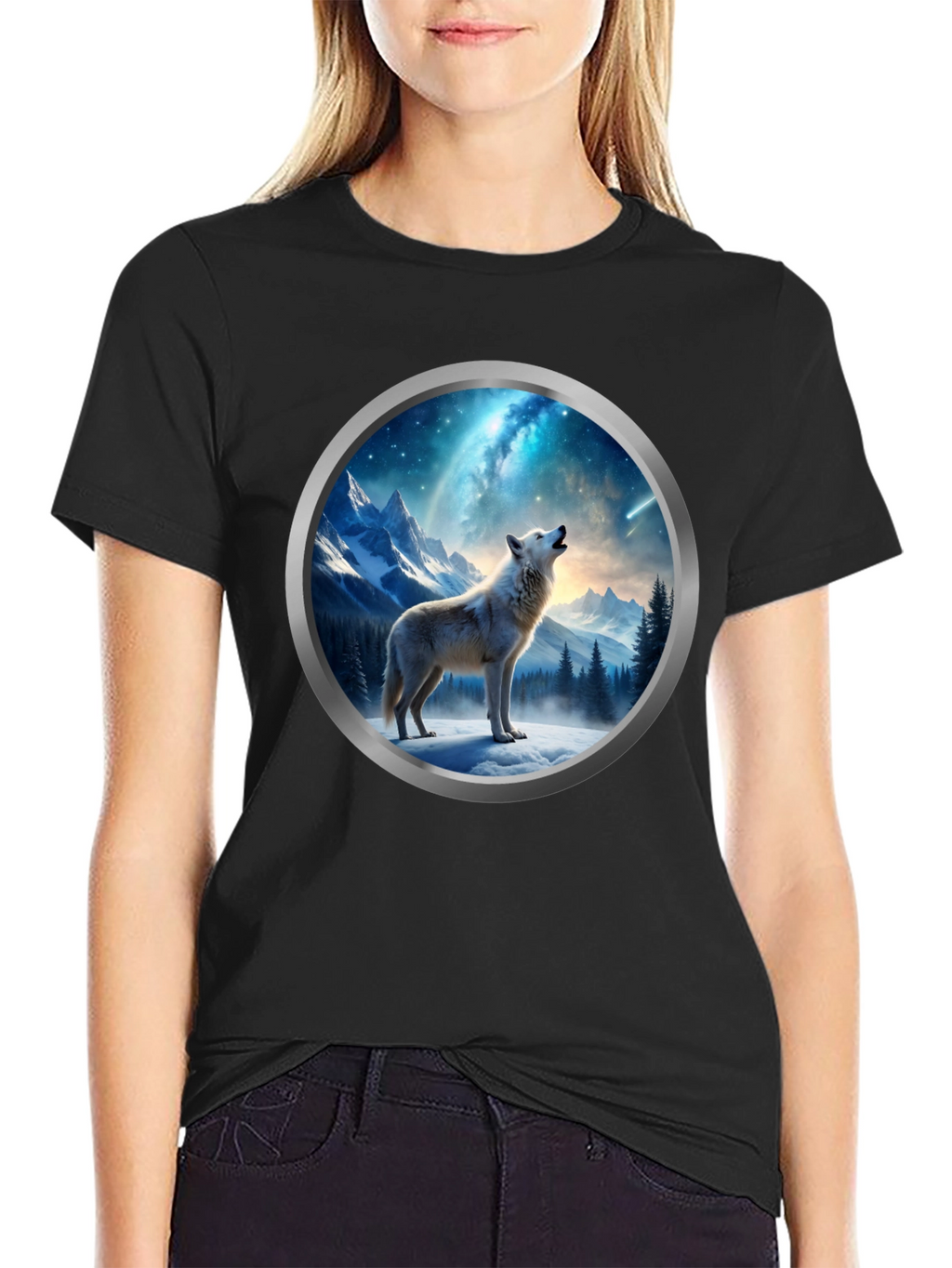 Wolf Howling at Moon T-Shirt