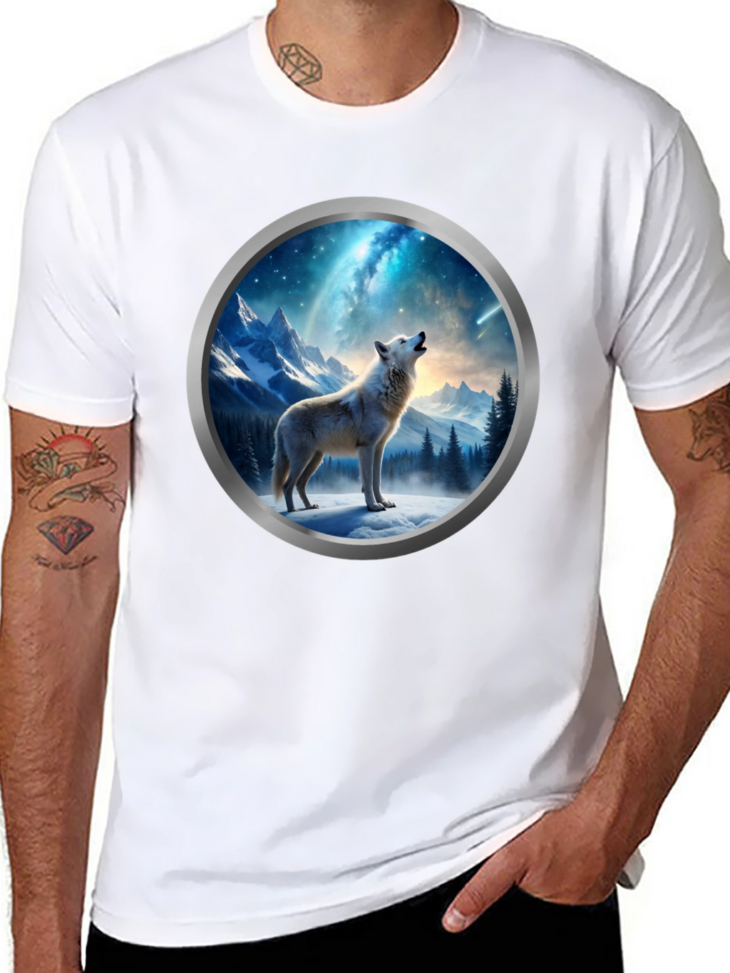 Wolf Howling at Moon T-Shirt