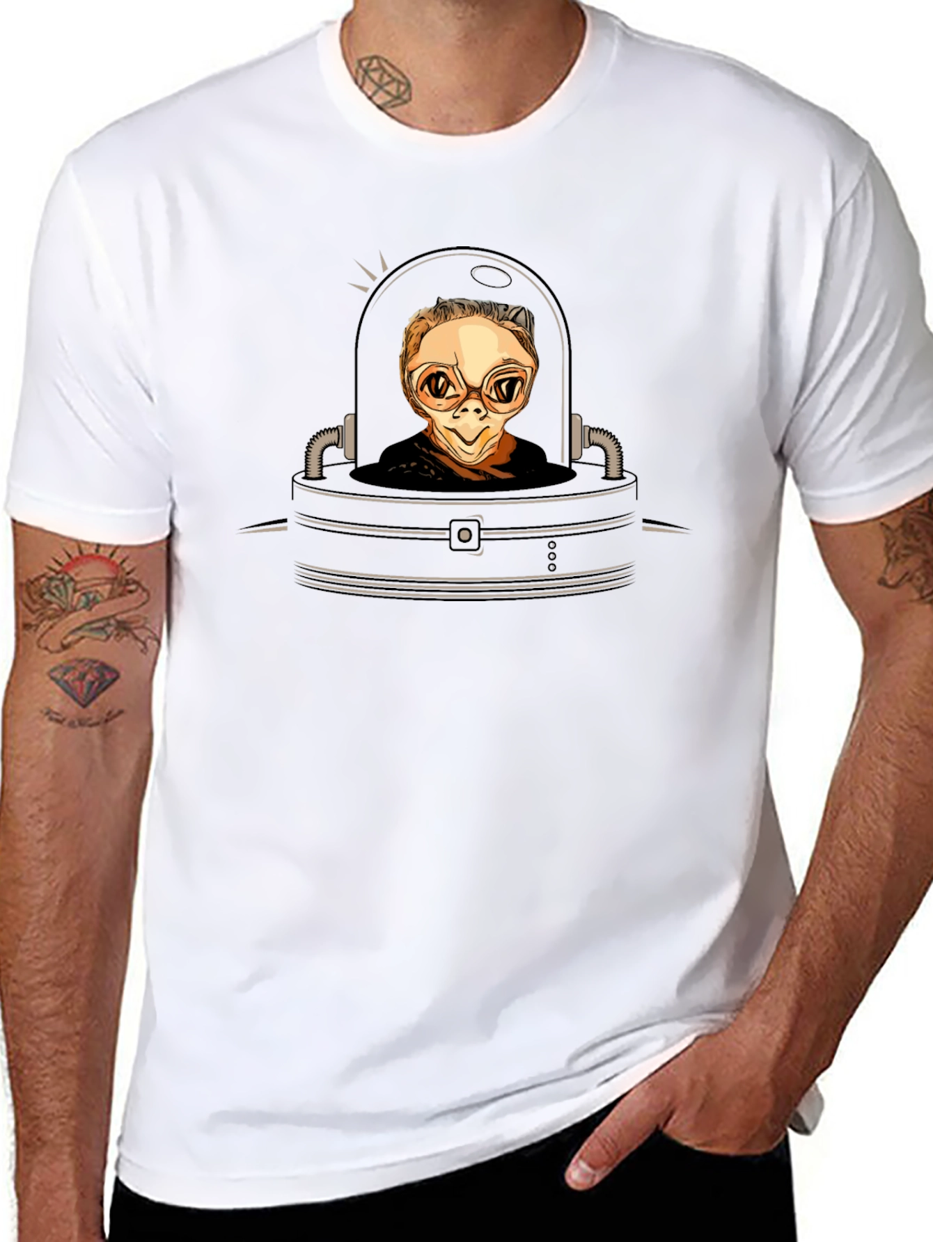 Sci-Fi Alien in Pod Graphic Tee - Black