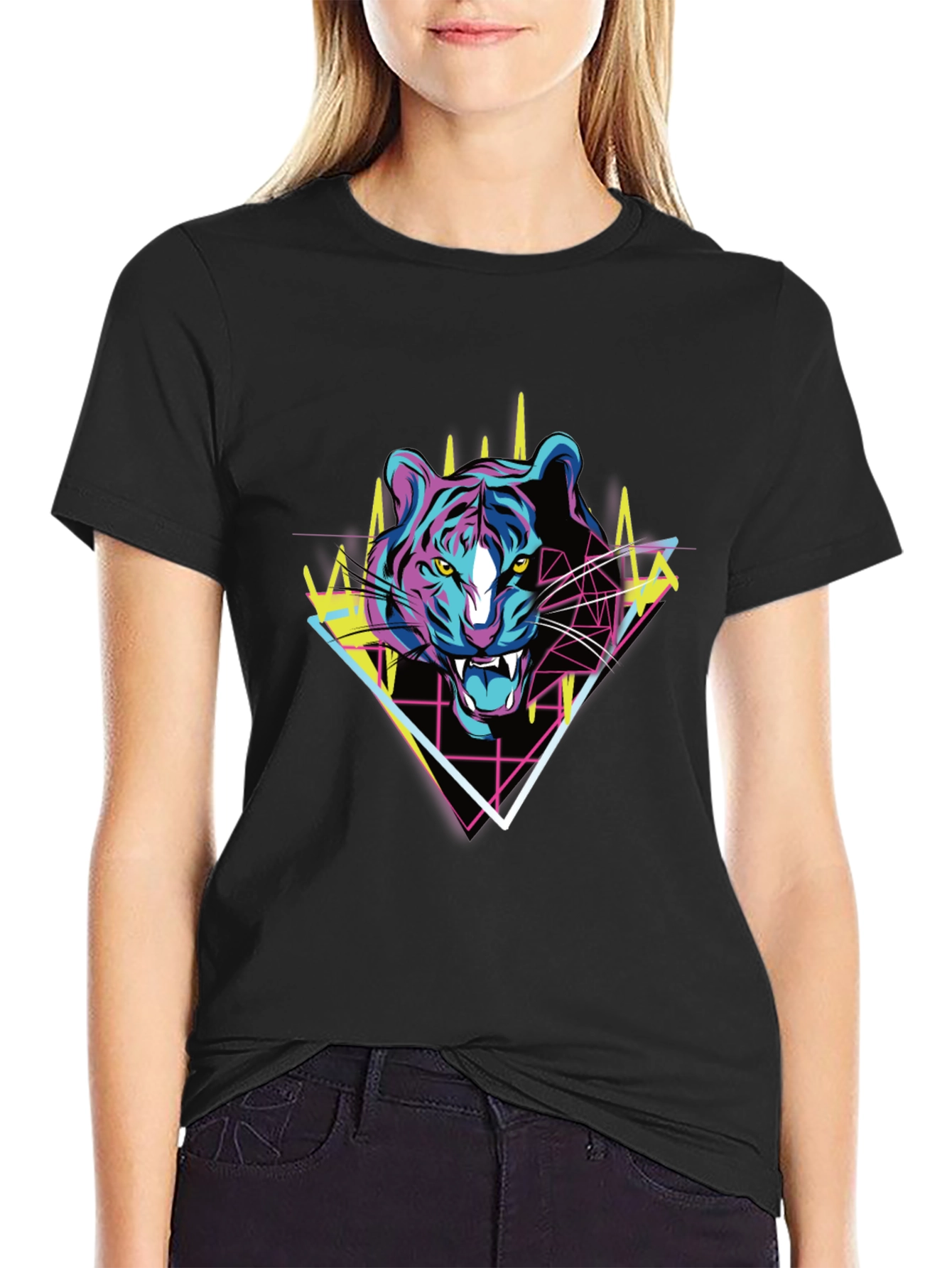 Retro Tiger Graphic Tee - Bold Animal Print T-Shirt