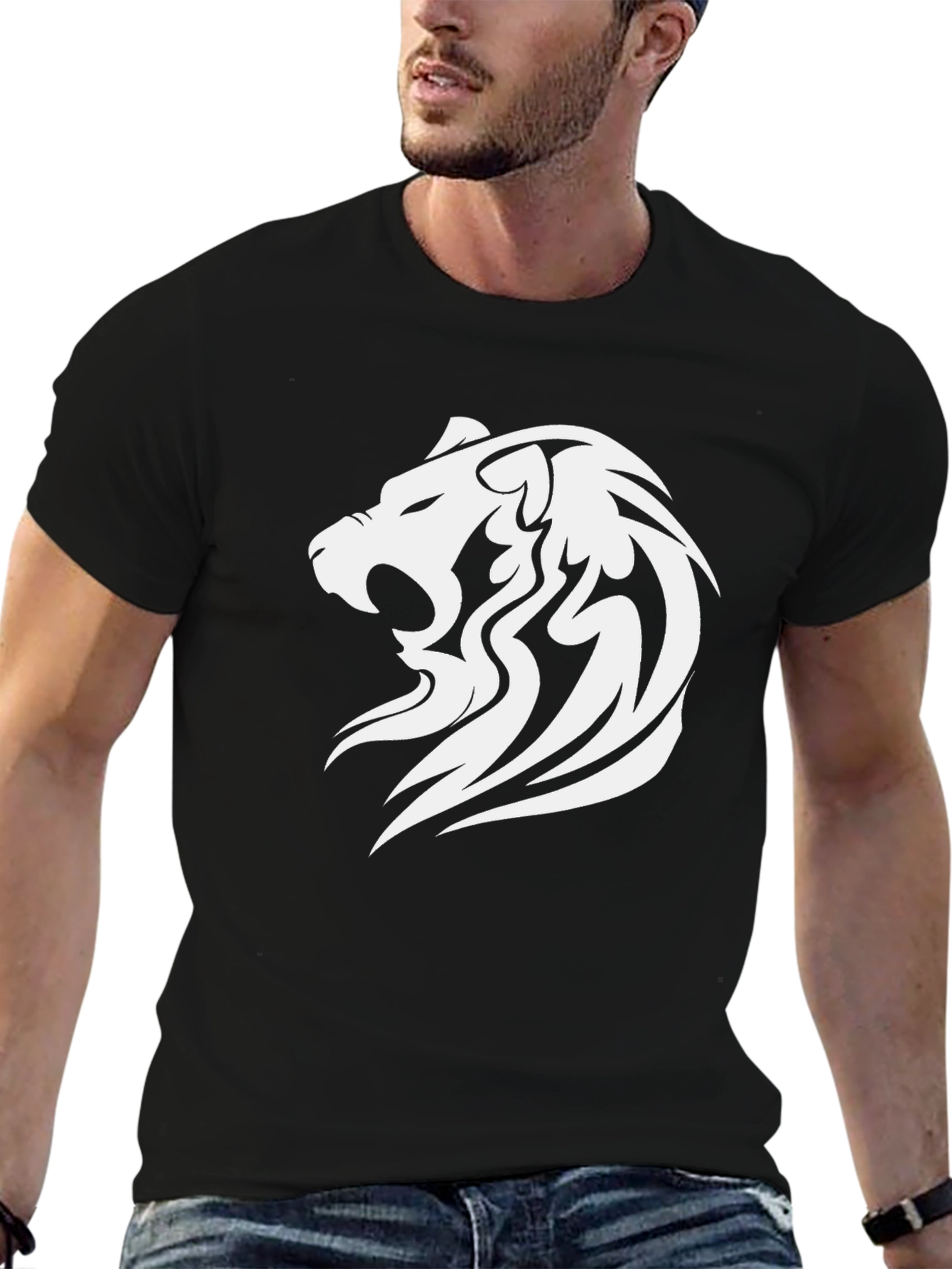 Bold Lion Graphic Tee - Stylish Black T-Shirt