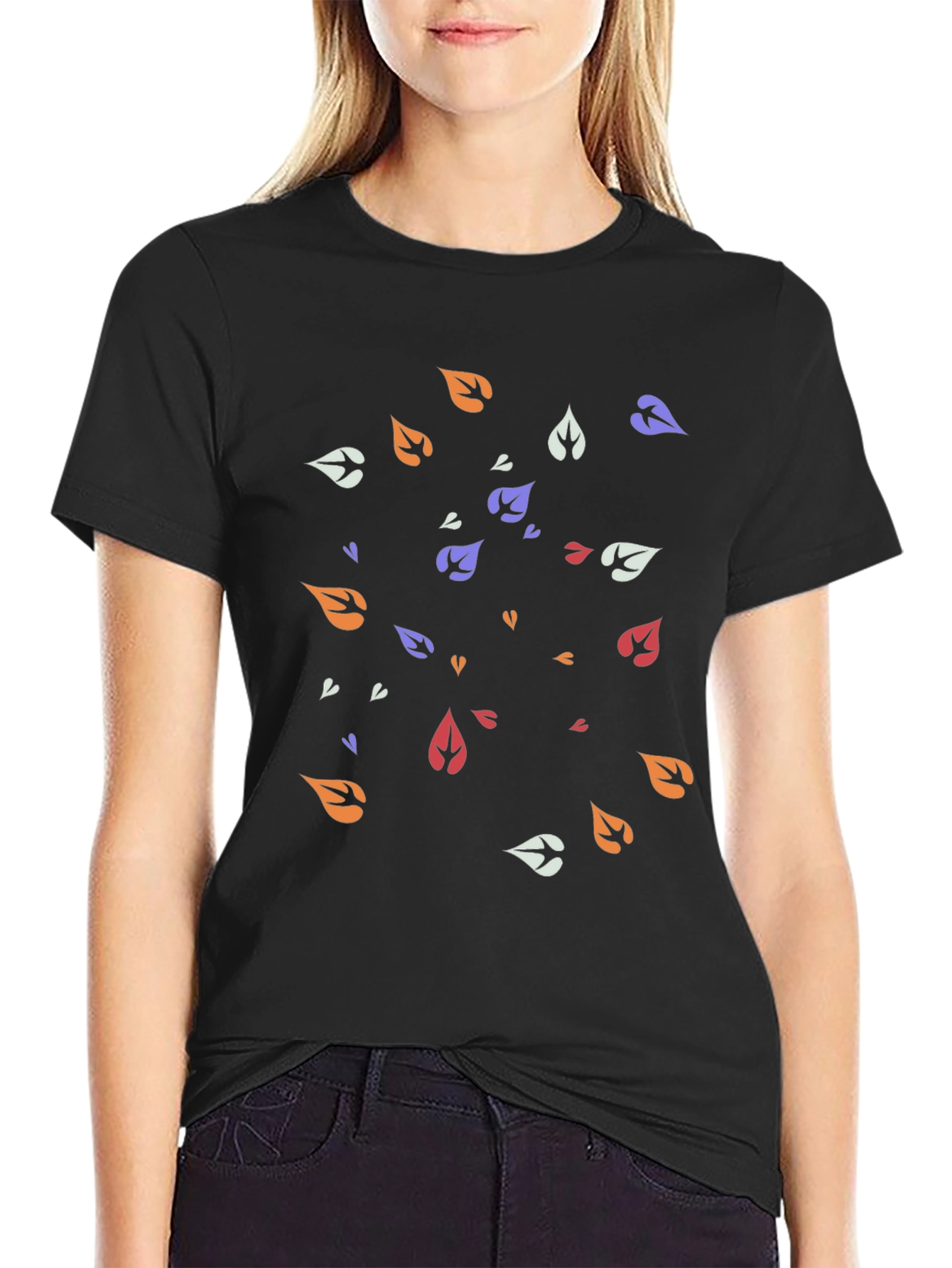 Modern Leaf Pattern Black T-Shirt