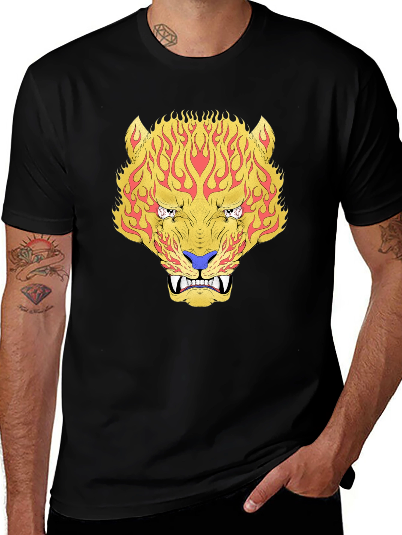 Fiery Tiger Graphic Tee - Bold Black T-Shirt