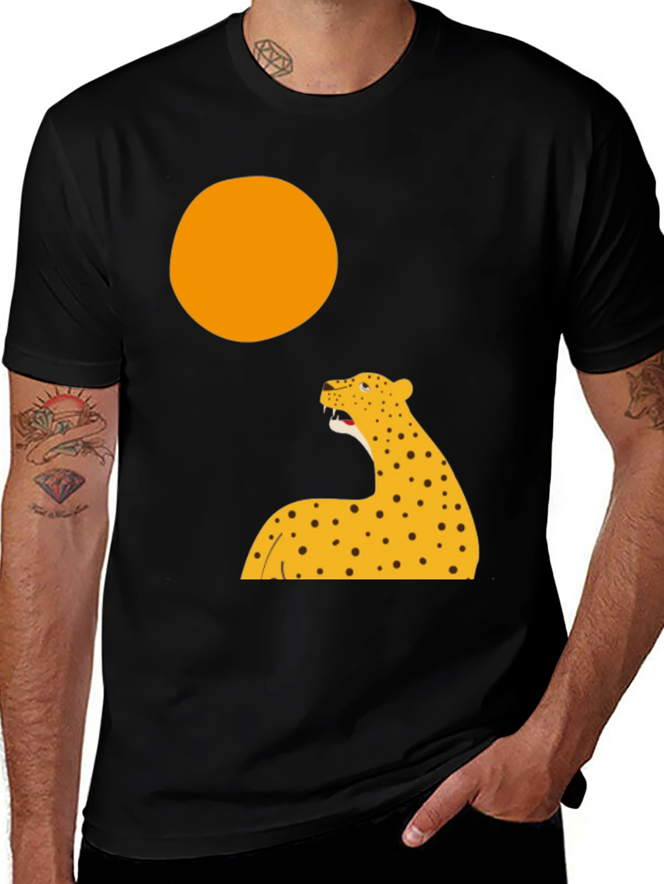 Leopard Graphic Print T-Shirt - Black