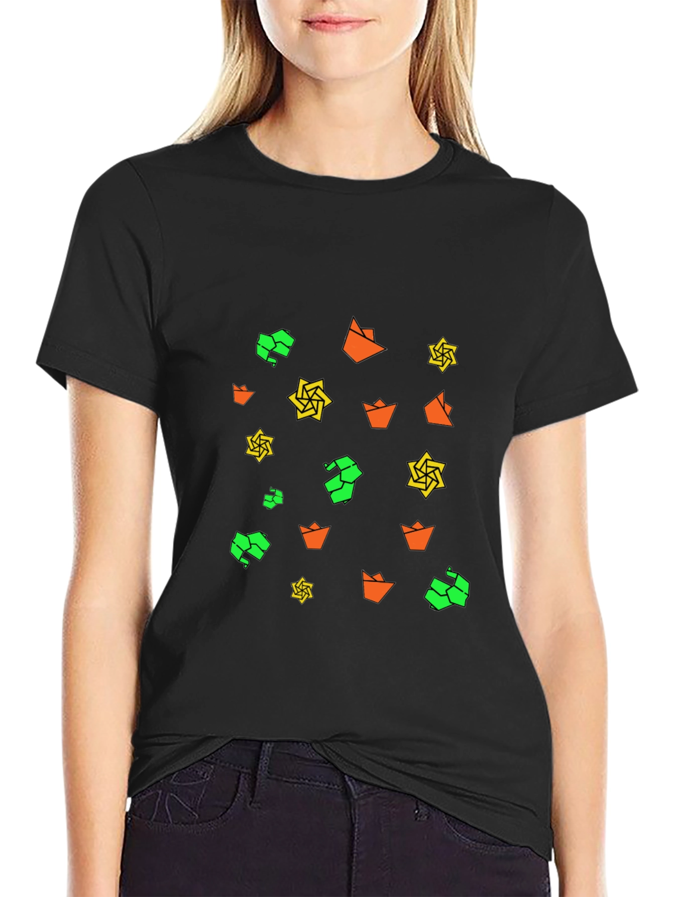 Geometric Print Black Tee - Modern Casual Style