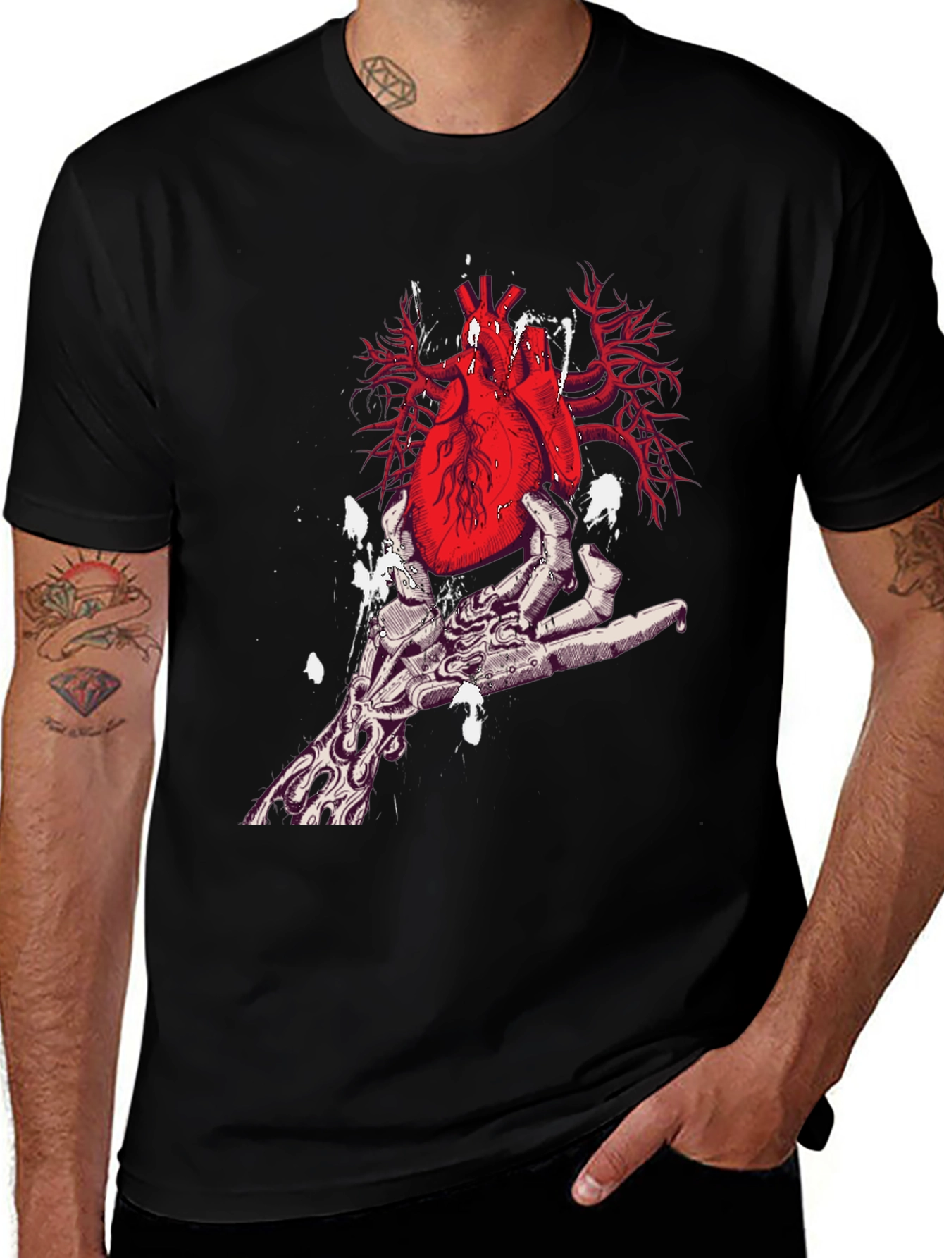 Heart in Hand Graphic Print Black T-Shirt