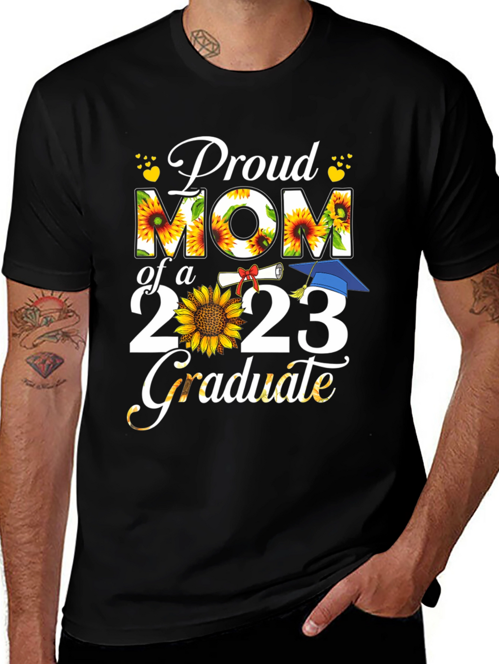 Proud Mom of a 2023 Graduate Sunflower T-Shirt