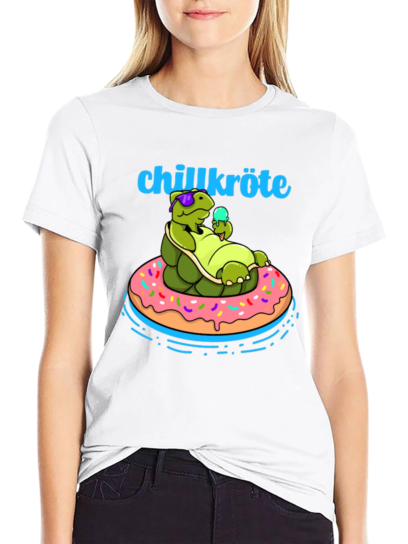 Chillkröte T-Shirt: Relaxing Turtle on Donut