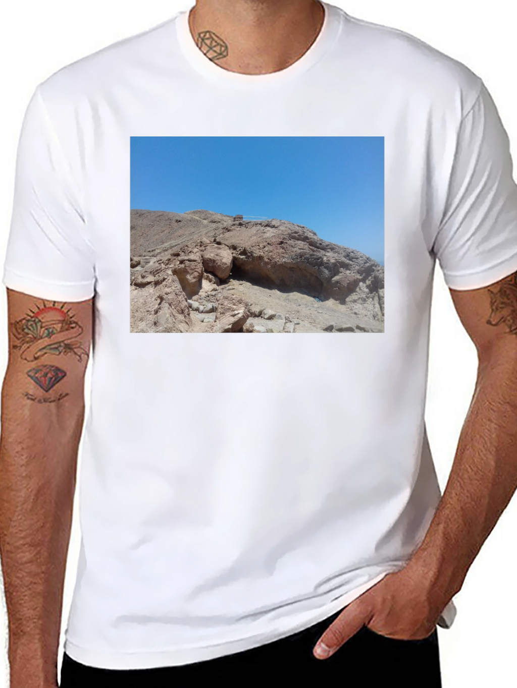 Rocky Desert Scene Black T-Shirt