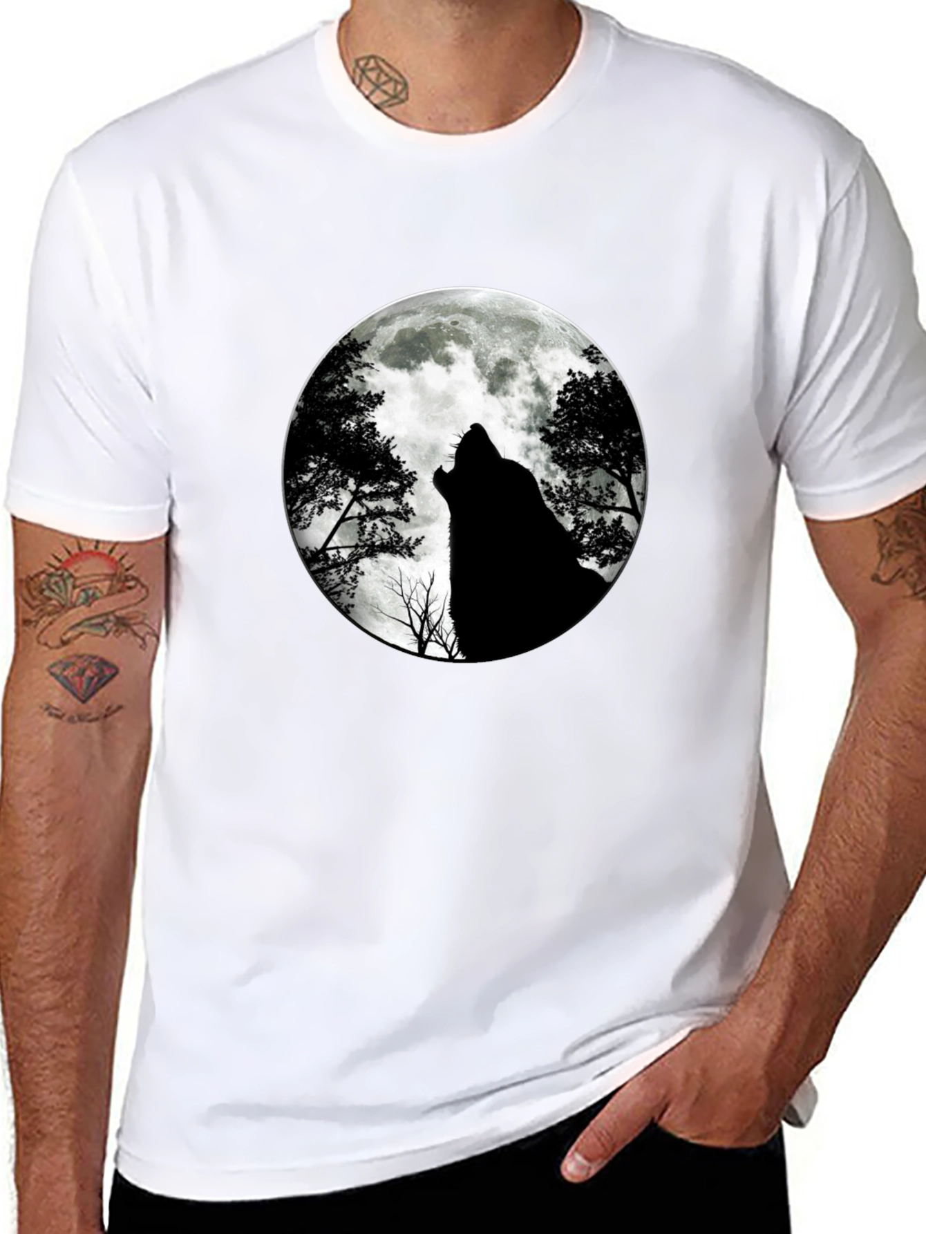Wolf Moon Graphic Tee - Black Cotton T-Shirt