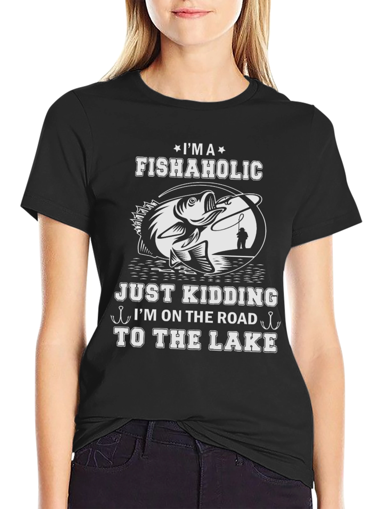 Im a Fishaholic Graphic Tee