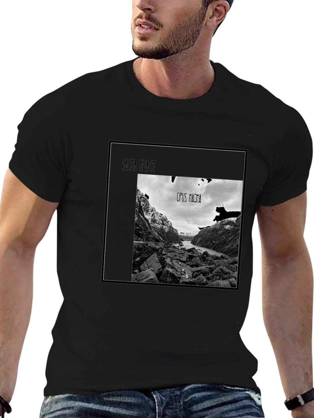 Sacra Kuacti Opus Macra Black T-Shirt