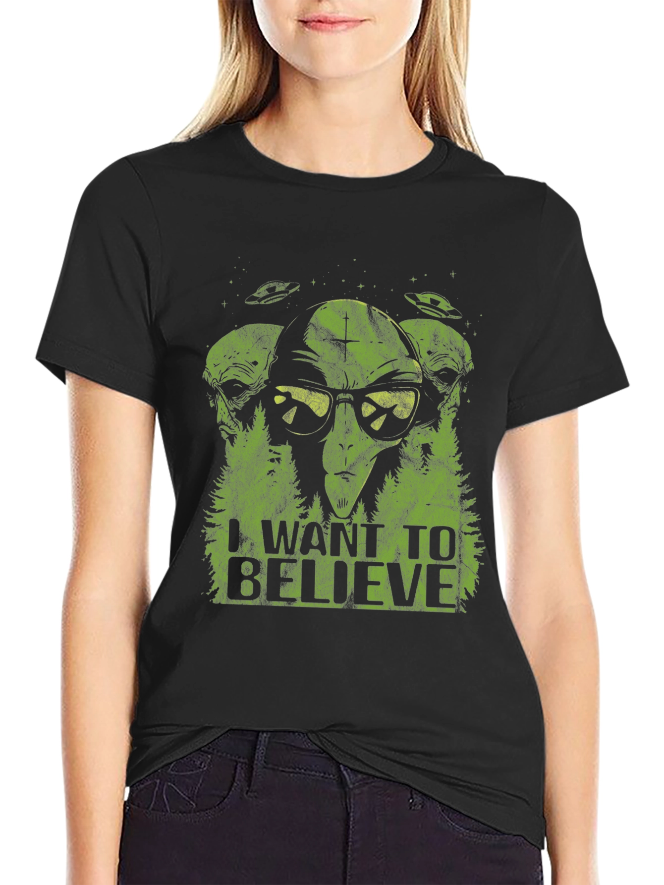 I Want To Believe Alien Graphic Tee
